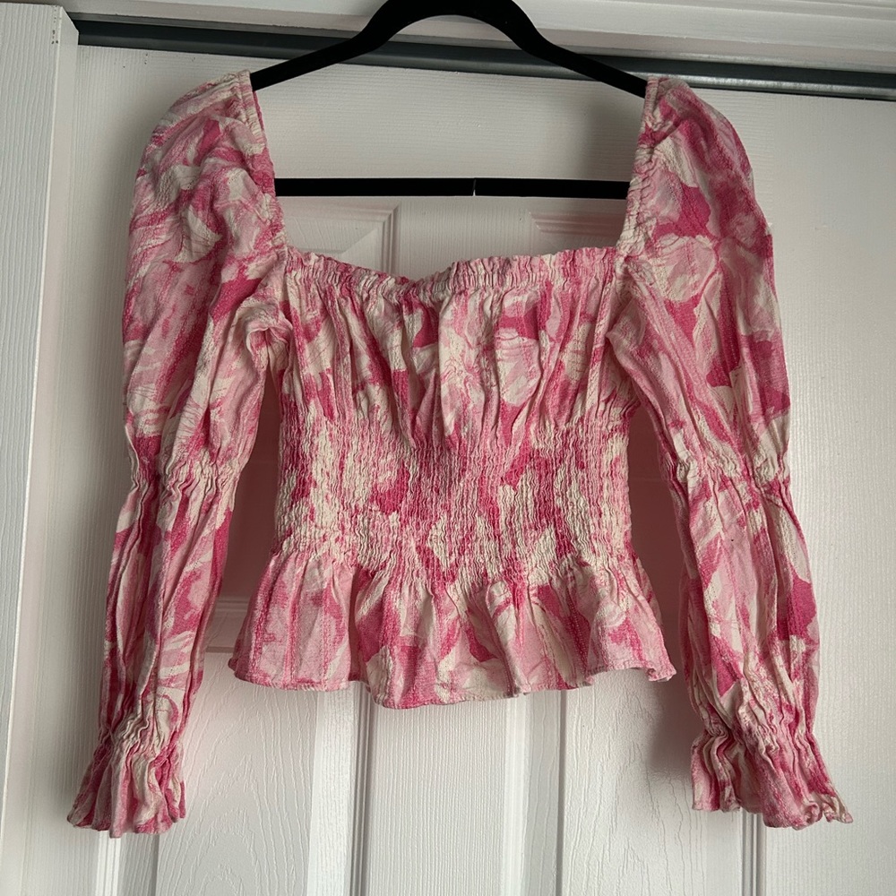Olivaceous pink blouse